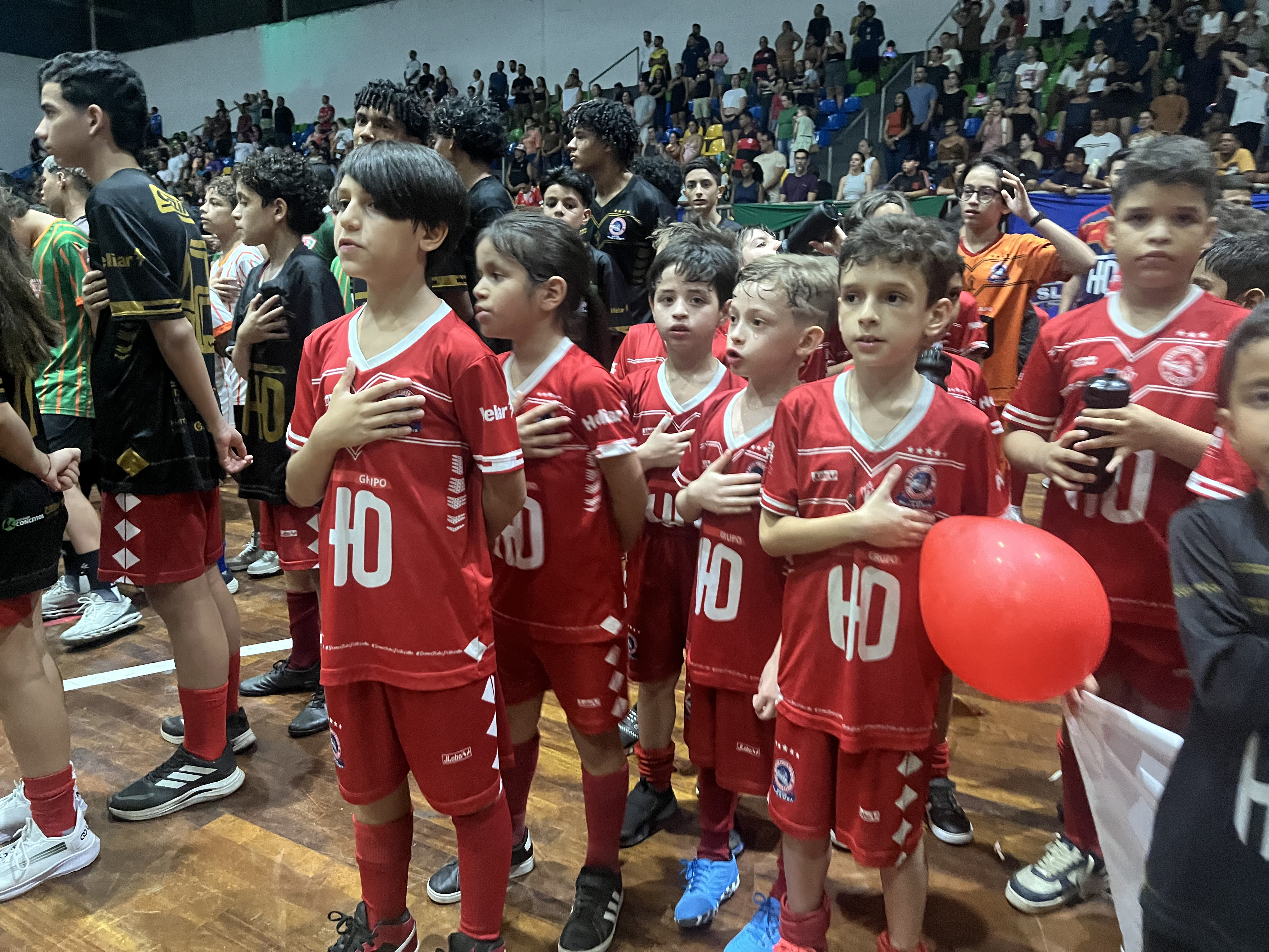 ESPORTE DE BASE - Cerimônia abre PVH Cup e reúne jovens talentos do futebol em Porto Velho