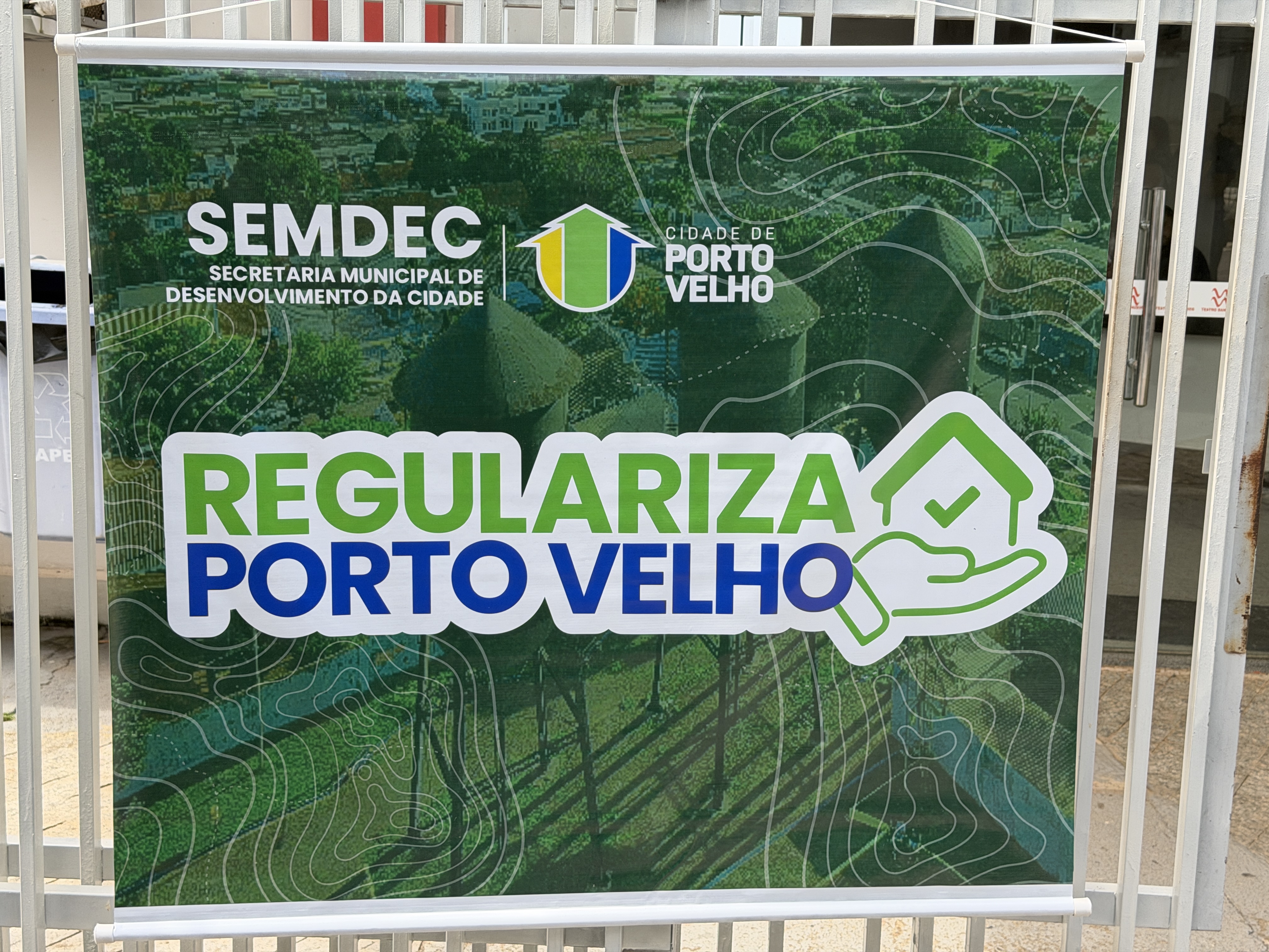 CONQUISTA  - Mais 420 títulos de propriedade são entregues à população